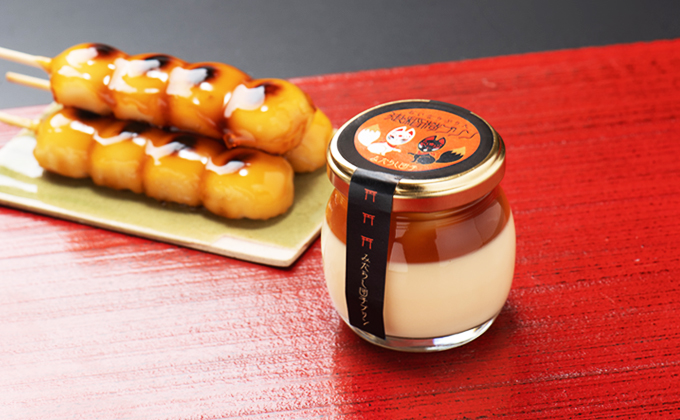 プリンは伏見稲荷のお土産です